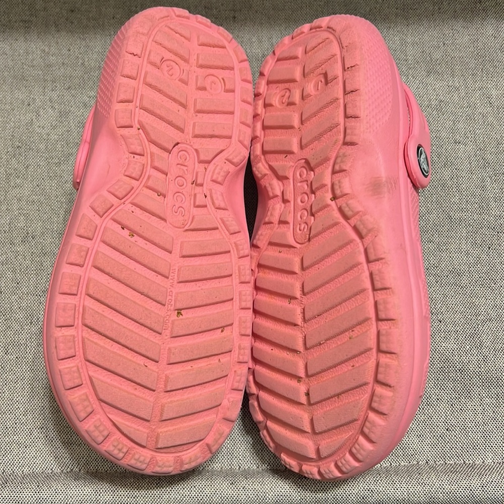 Pink crocs - Picture 2 of 2